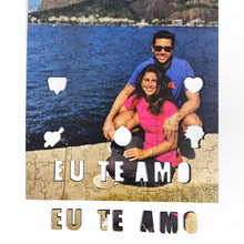 Carregar imagem no visualizador da galeria, Sua Foto com Molde Para Casais - Quebra-Cabeça de Madeira 3D Personalizável