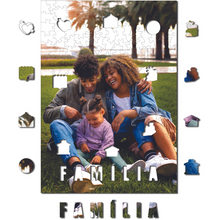 Carregar imagem no visualizador da galeria, Sua Foto com Molde Para Família - Quebra-Cabeça de Madeira 3D Personalizável
