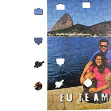 Carregar imagem no visualizador da galeria, Sua Foto com Molde Para Casais - Quebra-Cabeça de Madeira 3D Personalizável
